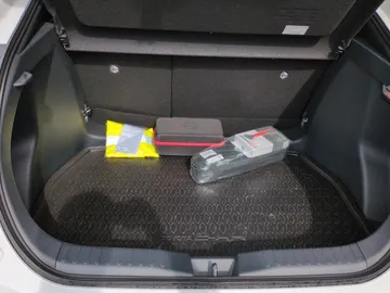 Car image 21