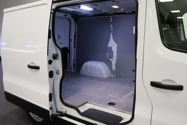 Renault Trafic DCi 70 kW image number 13