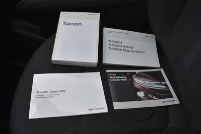 Car image 40