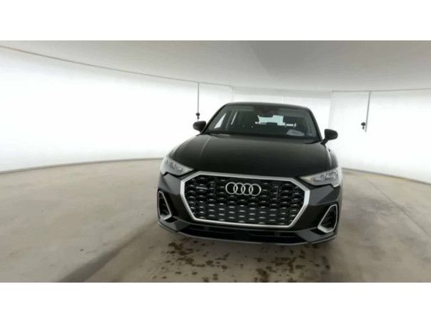 Audi Q3 40 TFSI S-line Sportback 140 kW image number 11