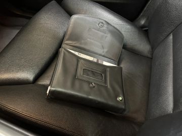 Car image 38