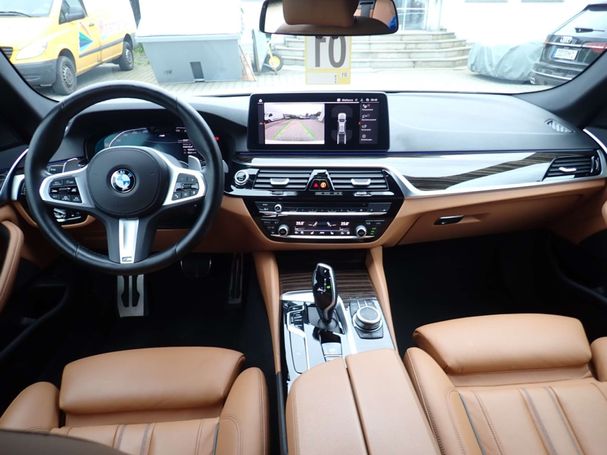 BMW 530i Touring 185 kW image number 4