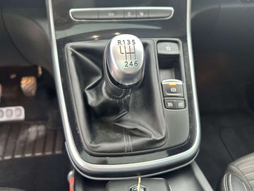 Car image 31