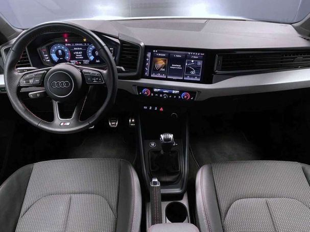 Audi A1 30 TFSI S-line 81 kW image number 3