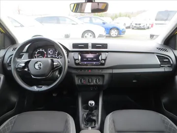 Car image 24