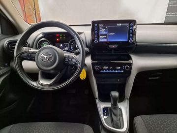 Car image 11