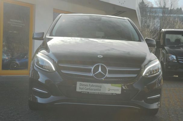 Mercedes-Benz B 250 4Matic Urban 155 kW image number 3