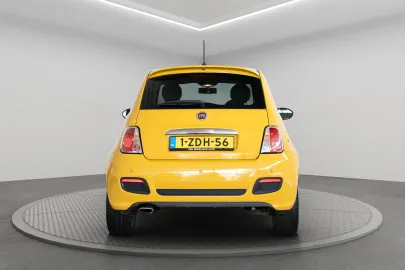 Car image 3