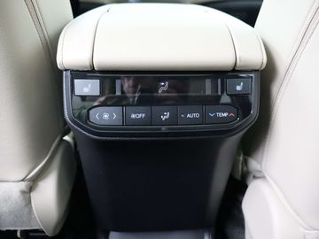 Car image 41