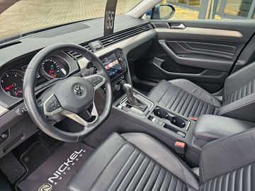 Car image 30