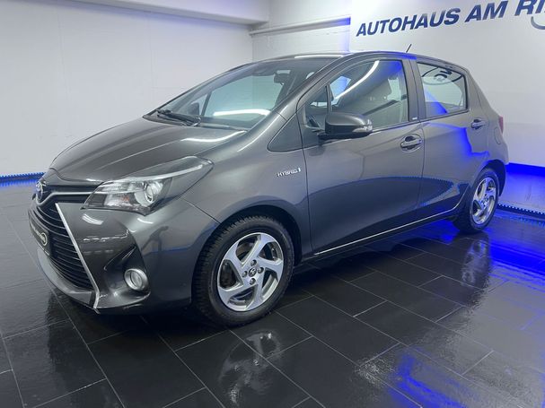 Toyota Yaris Hybrid 74 kW image number 1