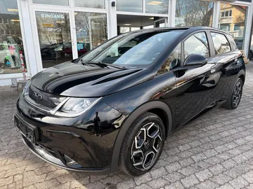 Car image 25
