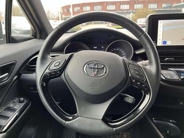 Car image 24