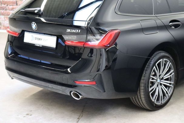 BMW 330i Touring Sport Line 190 kW image number 4