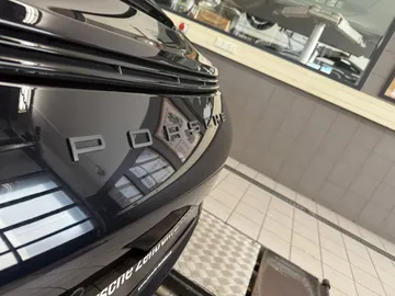 Car image 31