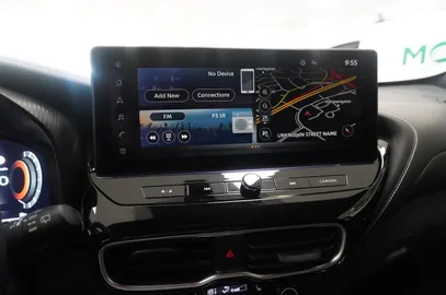 Car image 14