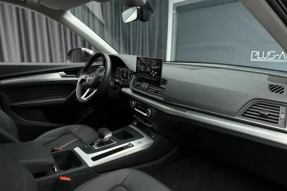 Car image 33
