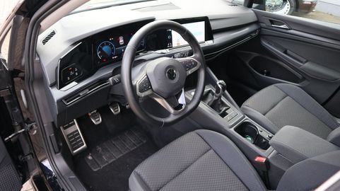 Car image 25