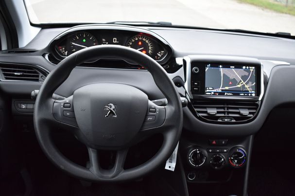 Peugeot 208 BlueHDi 75 kW image number 15