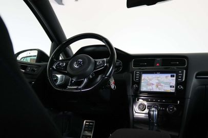 Car image 37