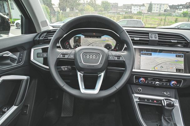 Audi Q3 35 TFSI S tronic S-line 110 kW image number 12