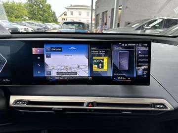 Car image 37