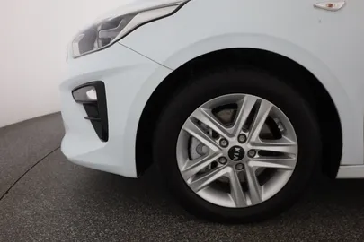 Car image 31