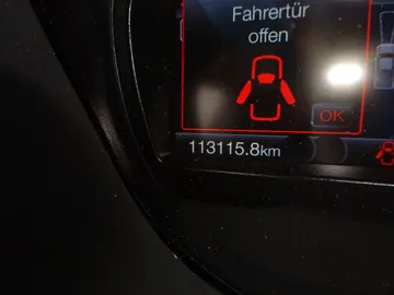Car image 35