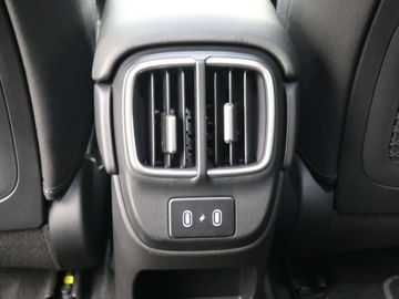 Car image 35