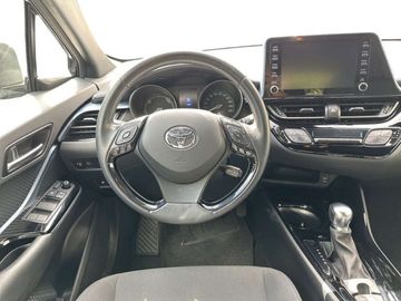 Car image 11