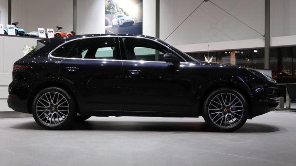 Porsche Cayenne E-Hybrid 344 kW image number 2