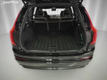 Car image 32