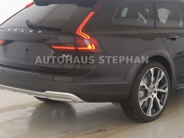 Volvo V90 Cross Country AWD B4 145 kW image number 8