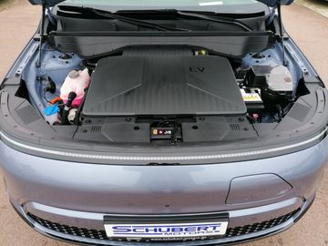 Car image 14