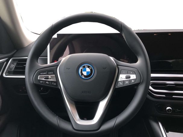 BMW i4 eDrive 210 kW image number 10