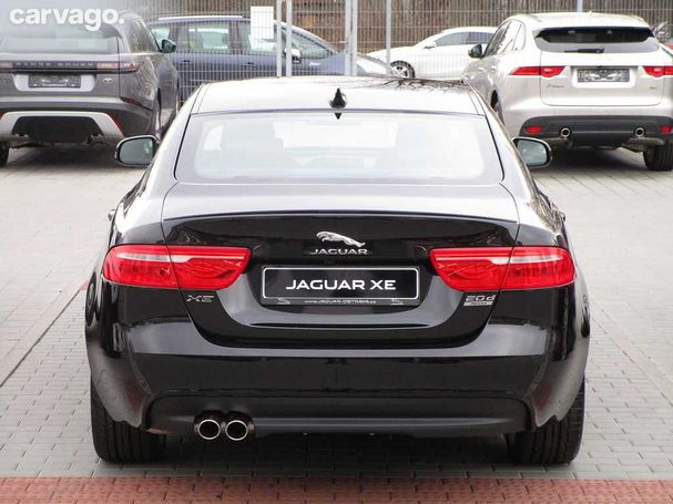 Jaguar XE 132 kW image number 8