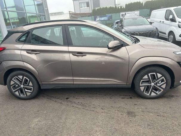 Hyundai Kona 100 kW image number 2