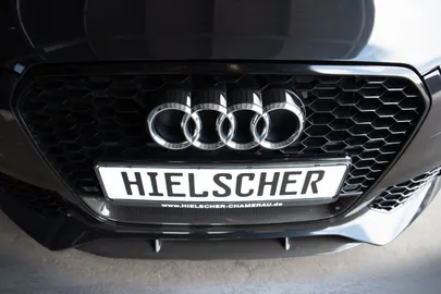 Car image 34