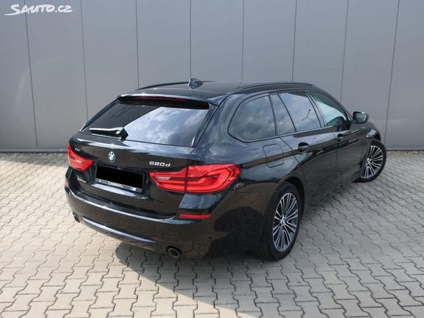 BMW 520d Touring xDrive Sport Line 140 kW image number 3