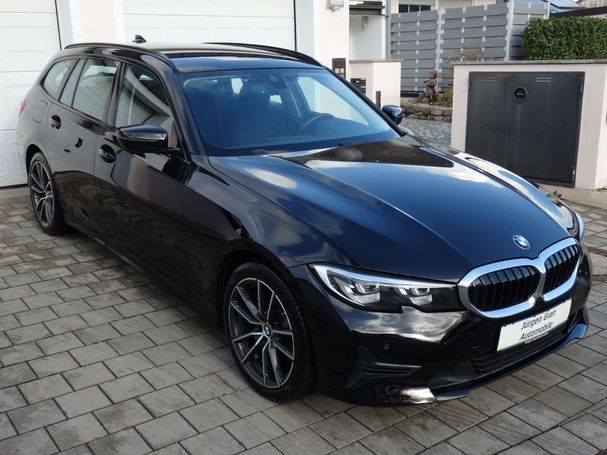 BMW 318d Touring 110 kW image number 2