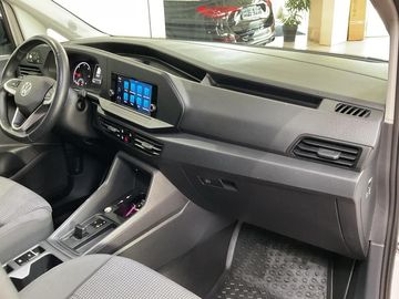 Car image 30