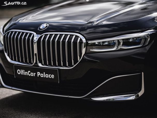 BMW 750i xDrive 390 kW image number 12