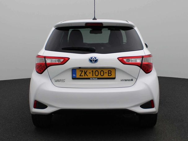 Toyota Yaris 1.5 Hybrid 74 kW image number 6