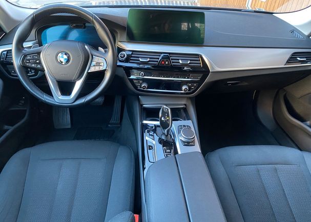 BMW 530i Touring 185 kW image number 5