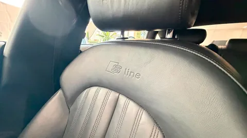 Car image 34