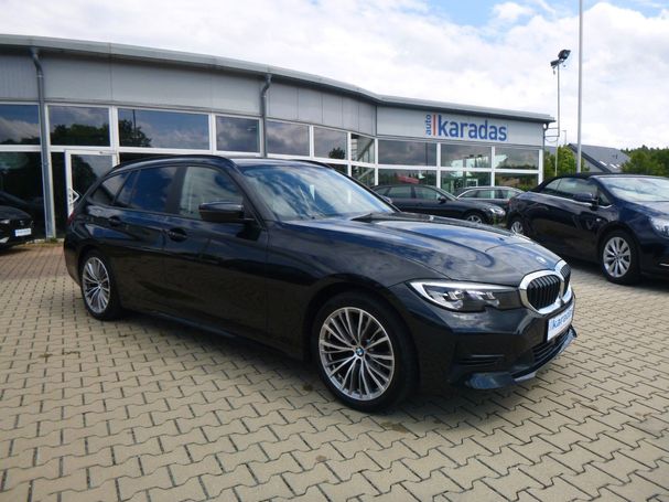 BMW 320d Touring 140 kW image number 2