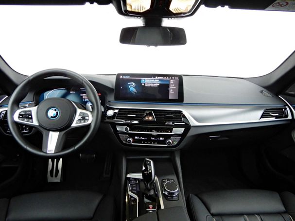 BMW 530 xDrive 137 kW image number 4