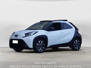 Car image 1