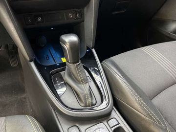 Car image 12