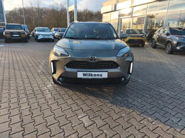 Car image 3